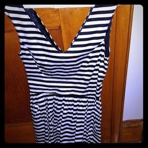 Zara size small Navy blue and white.